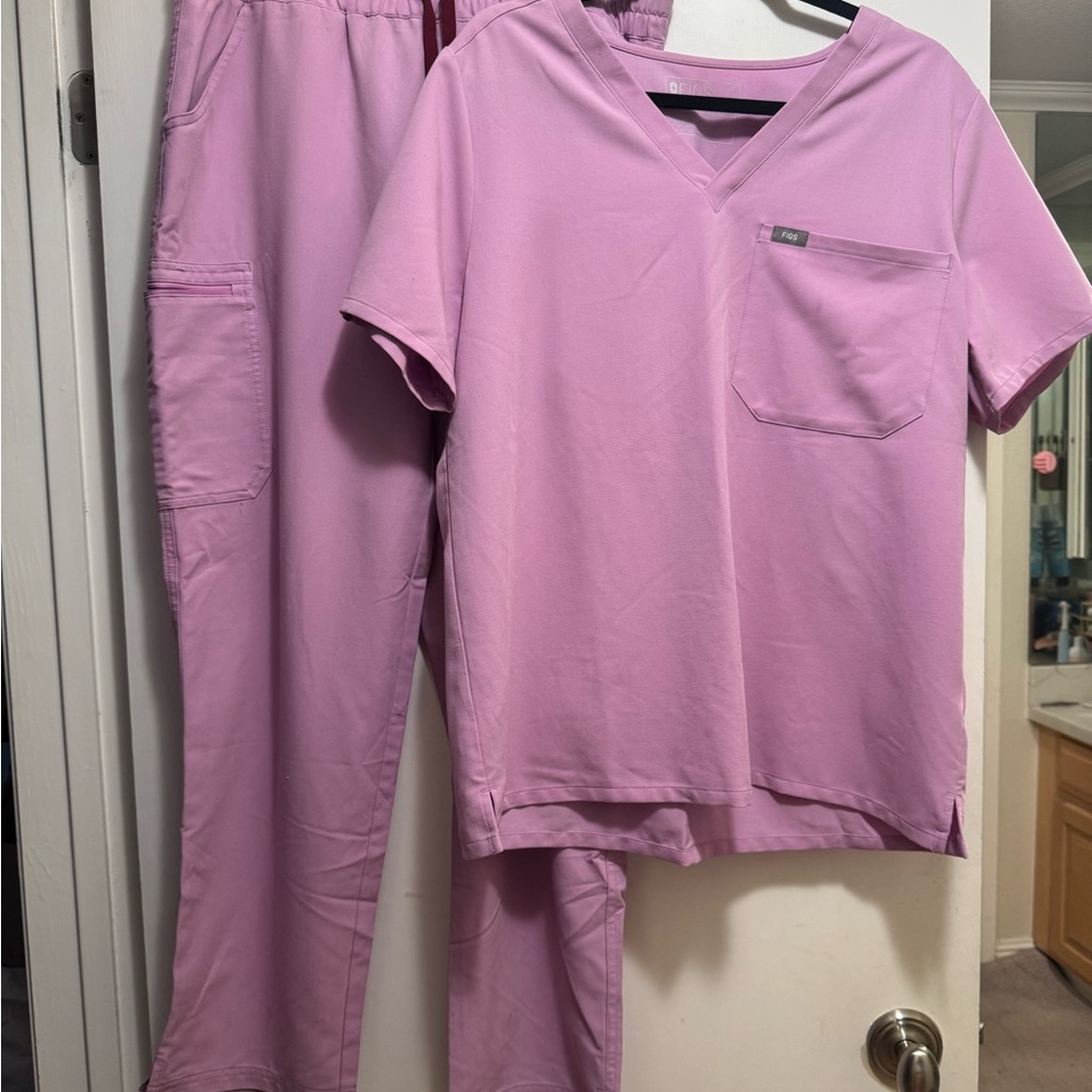 FIGS Women's Scrub Set in DUSK limited edition, XL